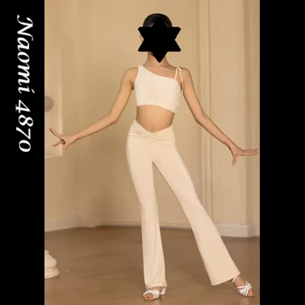 Naomi 4870
