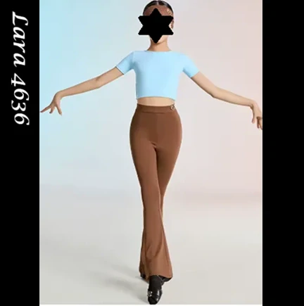 Lara 4636