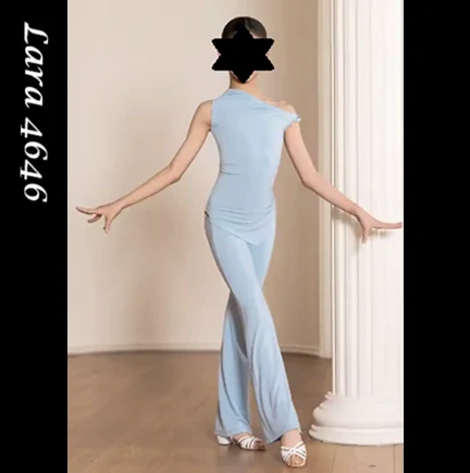 Lara 4646