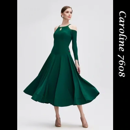Caroline 7608