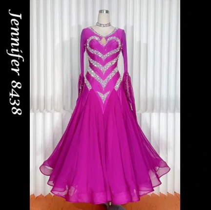 Jennifer 8438