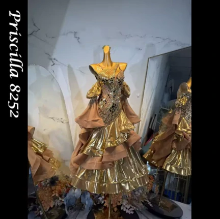 Priscilla 8252