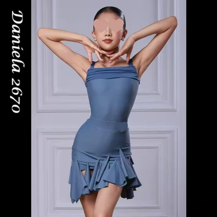 Daniela 2670