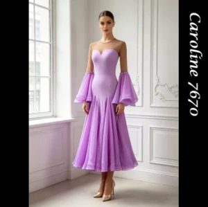Caroline 7670