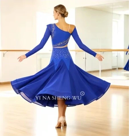Liliana 5416