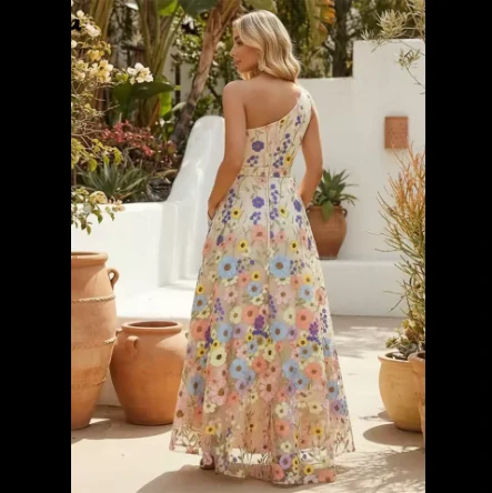 Sara 7443